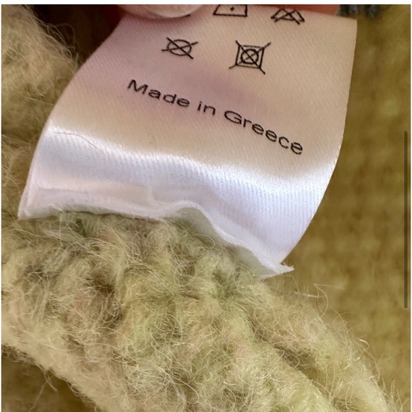 Milkwhite sweater - Picture 7 of 9